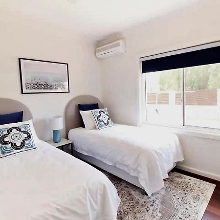 Вилла The Parkview Retreat Рокингем Экстерьер фото